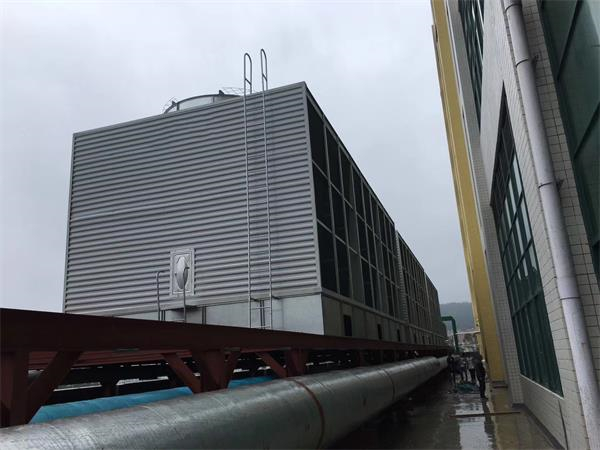 閉式冷卻塔的工作原理(閉式冷卻塔工作原理與圖解說